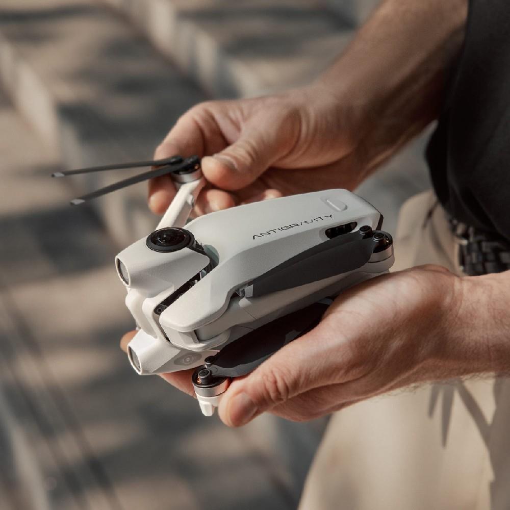 Dron 8K 360 Antigravity A1 Insta360 - Infinity Bundle (Care Edition) - Imagen 6